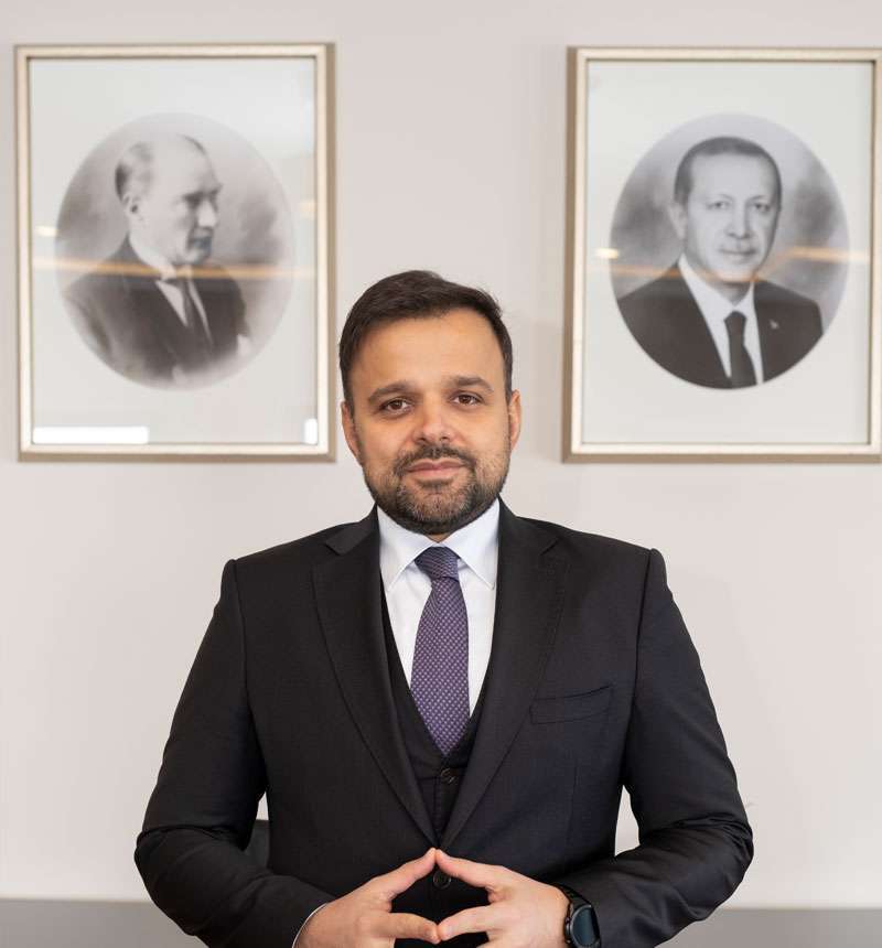 Dr. Ali Taha Koç