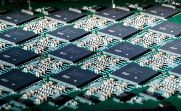 intel loihi 1 e1638554175390 1